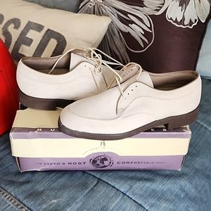 Womens Hush Puppies Suede Lace-Up Shoes Size 8 5